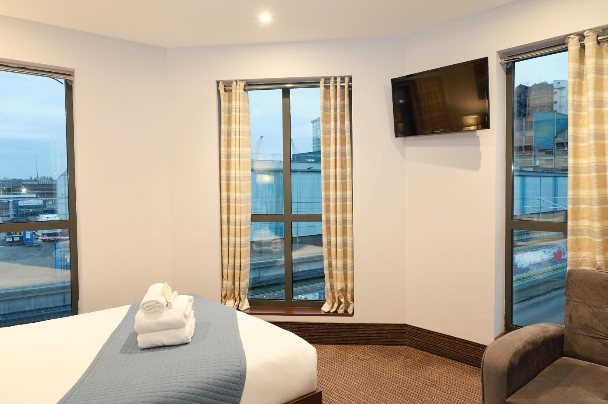 London City Airport Hotel Экстерьер фото