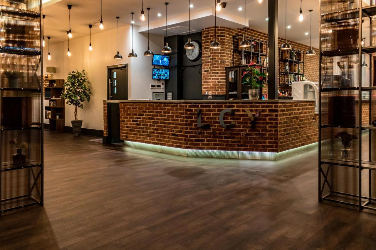 London City Airport Hotel Экстерьер фото