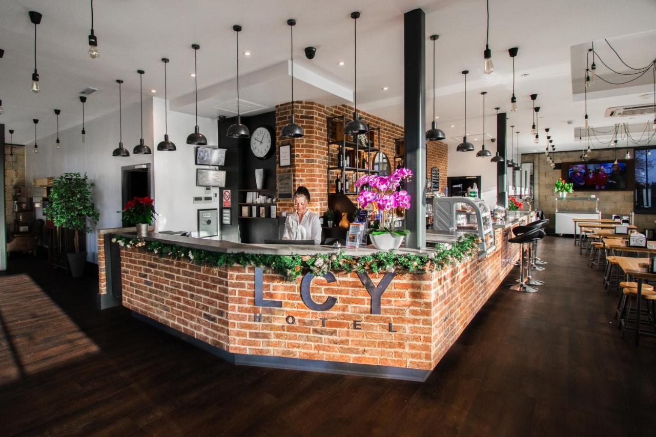 London City Airport Hotel Экстерьер фото