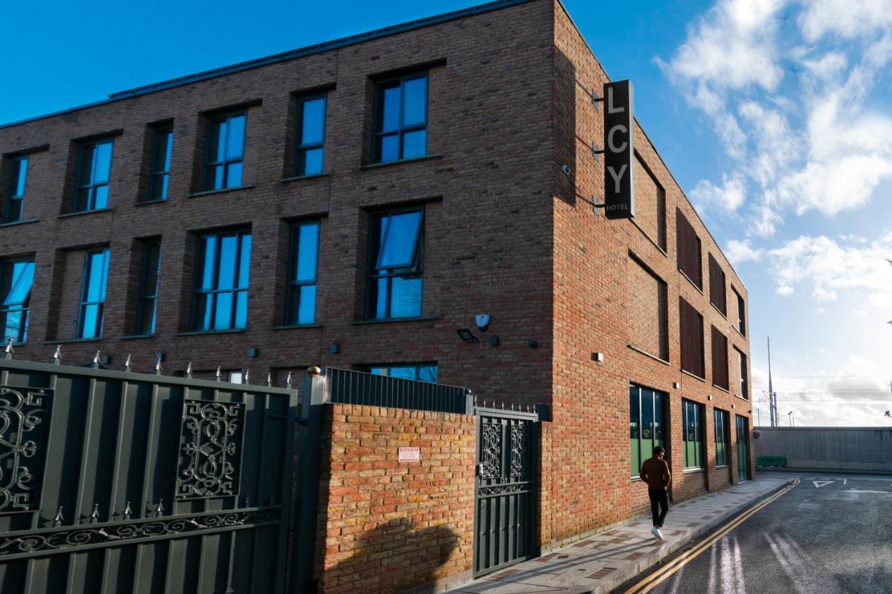 London City Airport Hotel Экстерьер фото